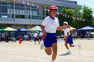 ゴール後笑顔で ゴール後笑顔で