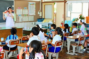 歯ブラシは鉛筆もちで 歯ブラシは鉛筆もちで