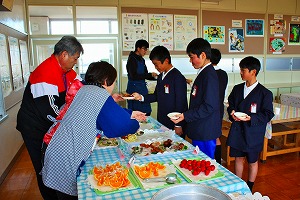 おかわりです おかわりです