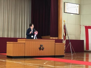 image4 image4
