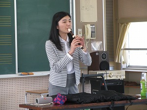 リコーダーの先生の様子