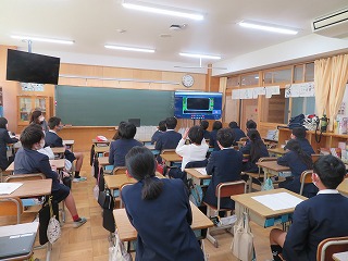 6年生の教室の様子(2) 6年生の教室の様子(2)