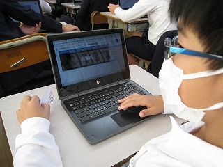 都道府県について調べている様子
