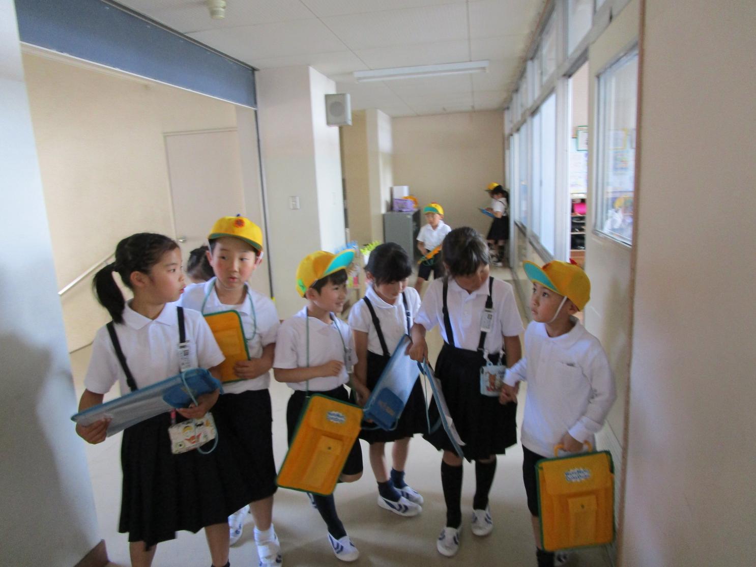 学校探検