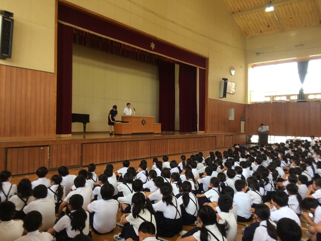 全校集会 全校集会