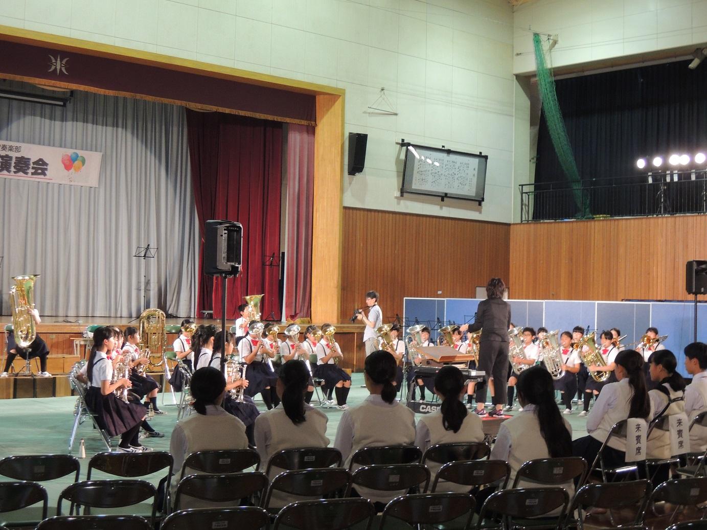 四中吹奏楽部定期演奏会 四中吹奏楽部定期演奏会