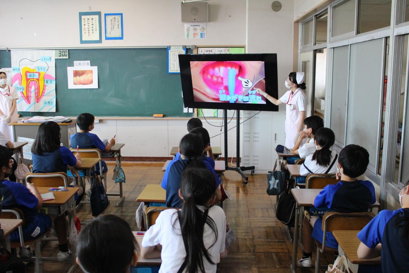 歯磨き4 歯磨き4
