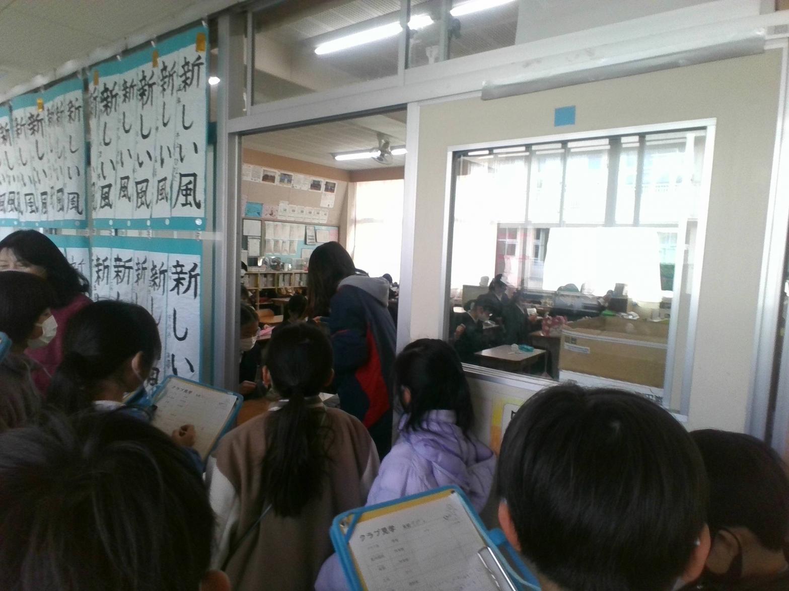 見学の様子 見学の様子