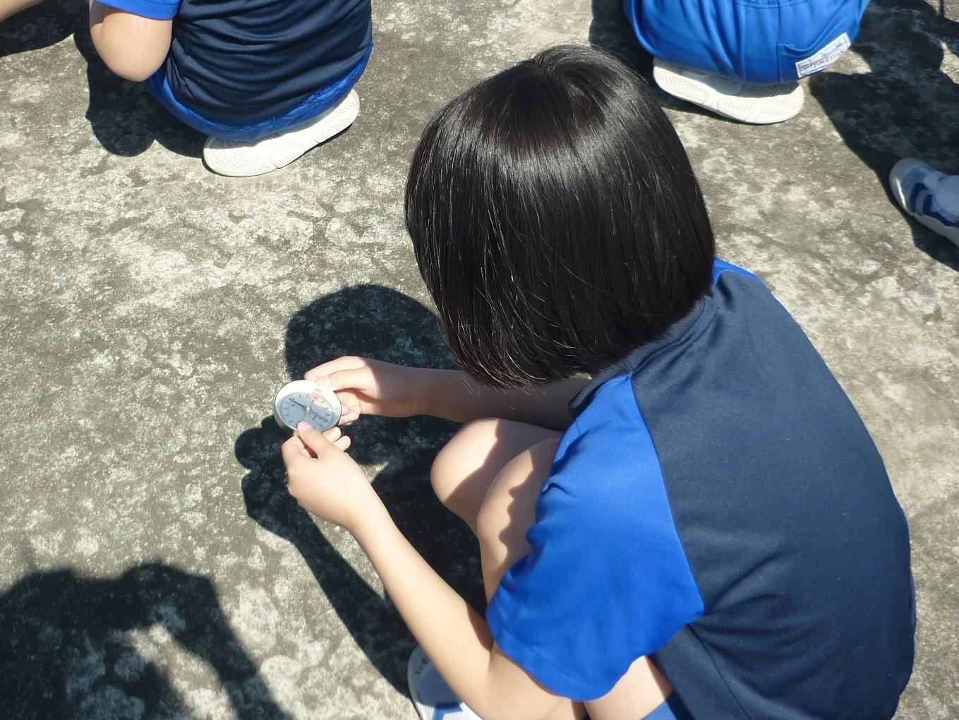 方位磁針02