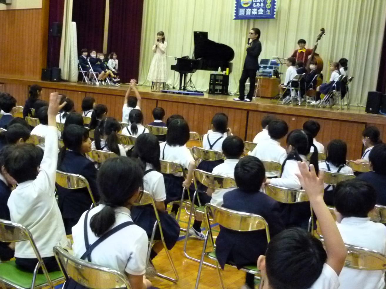 積極的に参加します