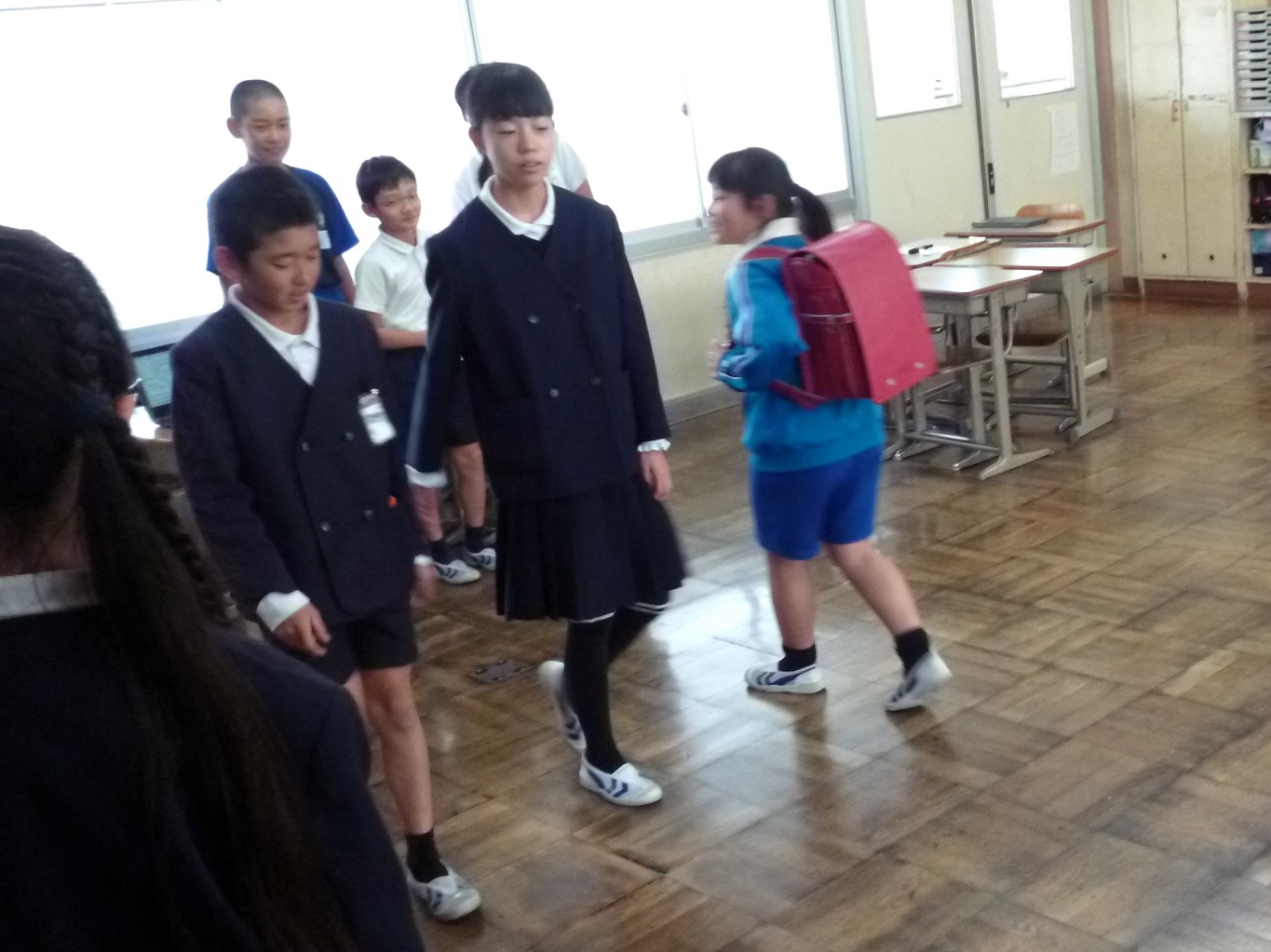 いろいろな状況を劇で示してくれました