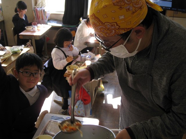 おかわり大人気です