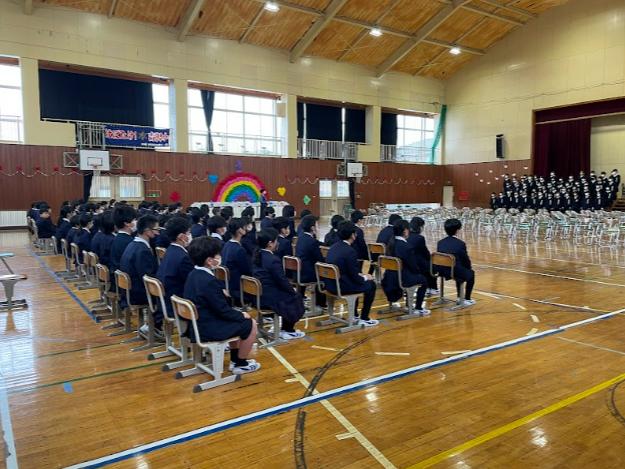 5年生も真剣な表情で聴いていました 5年生も真剣な表情で聴いていました